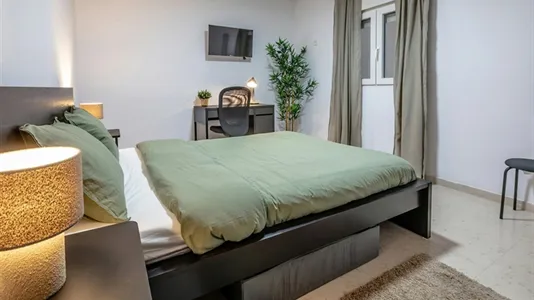 Rooms in Valencia L'Eixample - photo 2