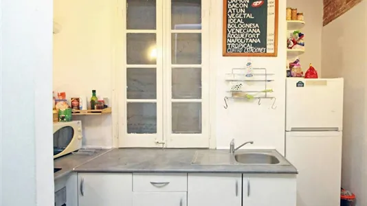 Apartments in Barcelona Ciutat Vella - photo 5