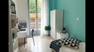 Room for rent, Turin, Piemonte, &lt;span class=&quot;blurred street&quot; onclick=&quot;ProcessAdRequest(7733386)&quot;&gt;&lt;span class=&quot;hint&quot;&gt;See streetname&lt;/span&gt;[xxxxxxxxxxxxx]&lt;/span&gt;