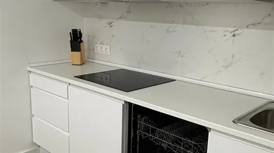 Rooms in Córdoba - photo 10