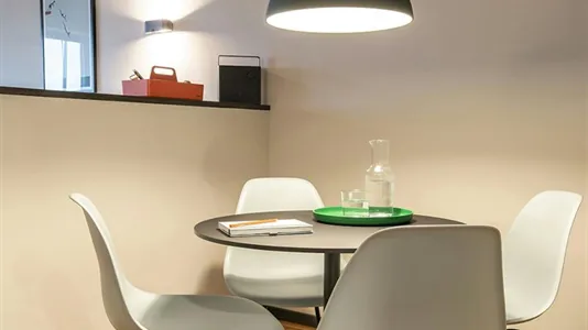 Apartments in Frankfurt Süd - photo 8