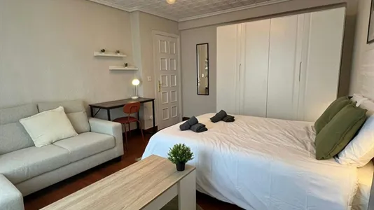Rooms in Bilbao - photo 6