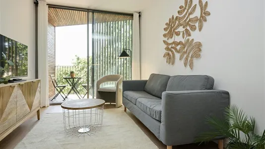 Apartments in Barcelona Eixample - photo 1
