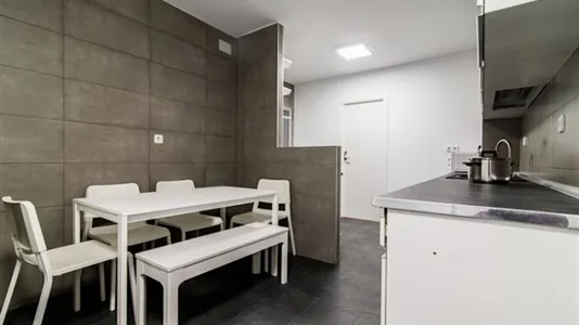 Rooms in Madrid Retiro - photo 6