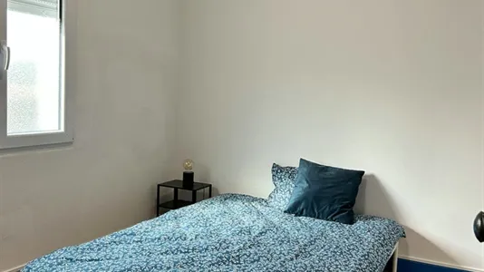 Rooms in Aveiro - photo 5