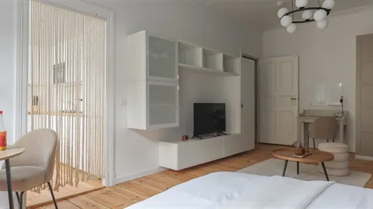 Apartments in Berlin Friedrichshain-Kreuzberg - photo 6