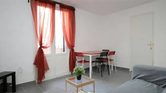 Rooms in Barcelona Ciutat Vella - photo 4