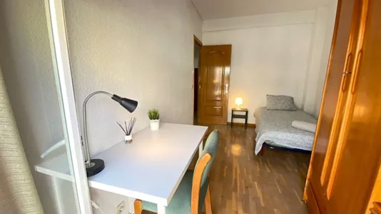 Rooms in Madrid Carabanchel - photo 4