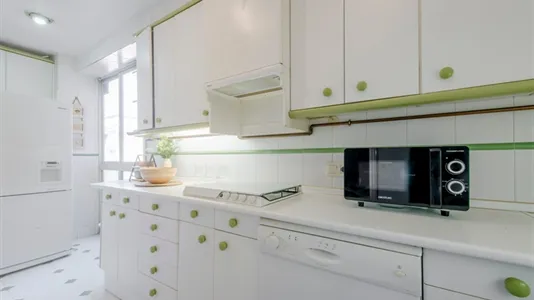 Rooms in Madrid Chamartín - photo 10