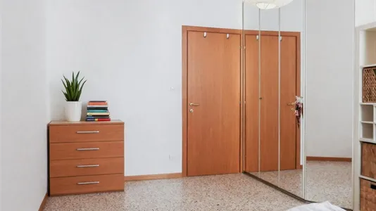 Rooms in Verona - photo 3