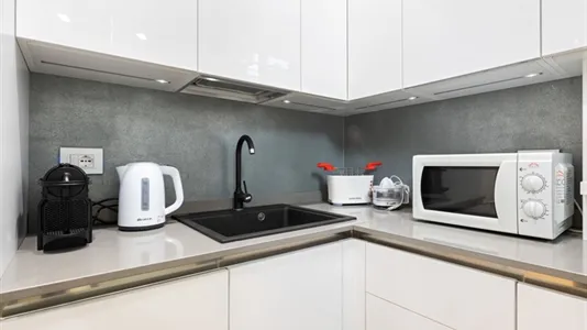 Apartments in Milano Zona 8 - Fiera, Gallaratese, Quarto Oggiaro - photo 4