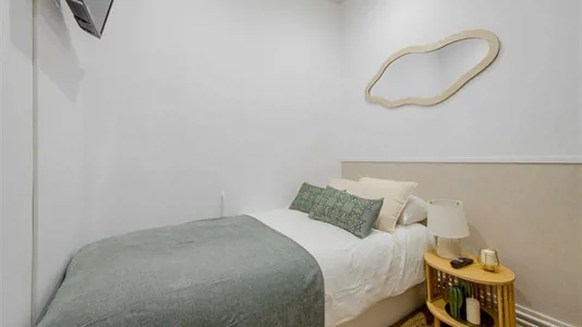 Rooms in Madrid Chamberí - photo 3