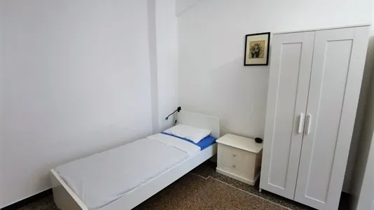 Rooms in Genoa - photo 5