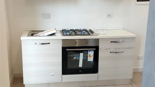 Rooms in Roma Municipio XIV – Monte Mario - photo 8