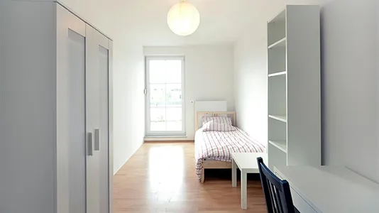 Rooms in Frankfurt Kalbach/Riedberg - photo 2
