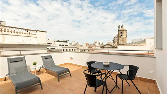 Apartments in Barcelona Ciutat Vella - photo 7