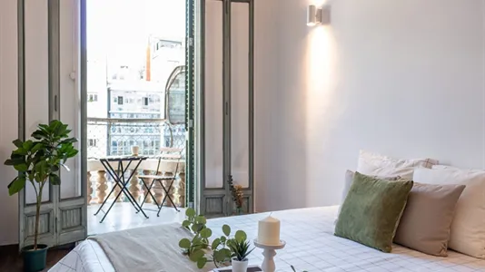Rooms in Barcelona Eixample - photo 4
