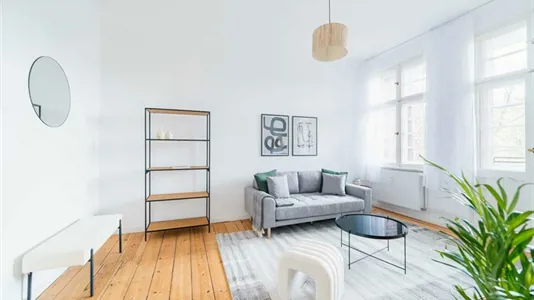 Apartments in Berlin Neukölln - photo 1
