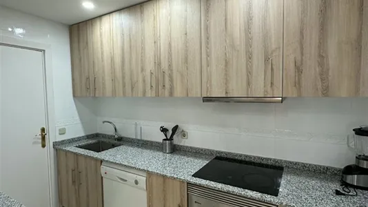 Rooms in Madrid Salamanca - photo 6