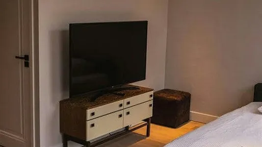 Apartments in Location is not specified - photo 4