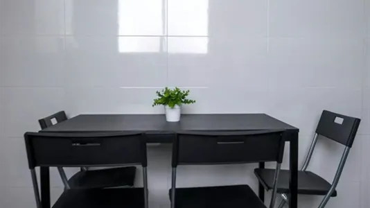 Rooms in Valencia Ciutat Vella - photo 8