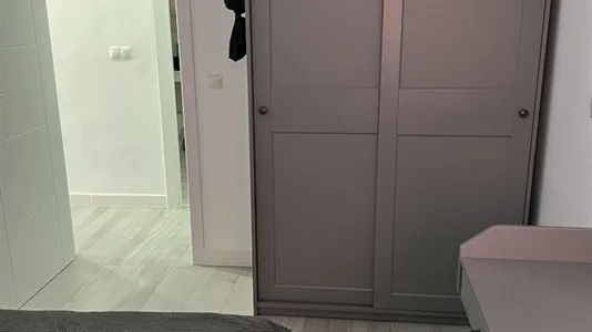 Rooms in Málaga - photo 4