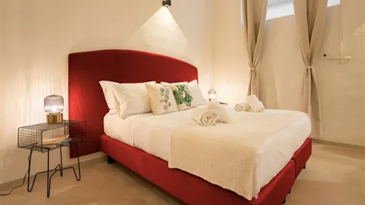 Apartments in Florence - photo 2