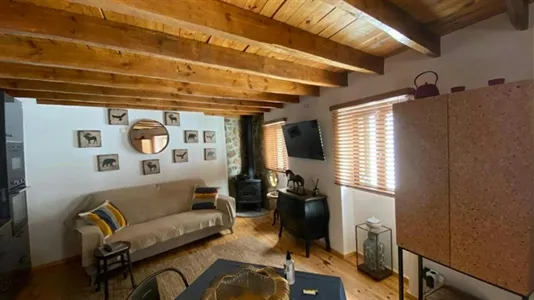 Houses in Covilhã - photo 2