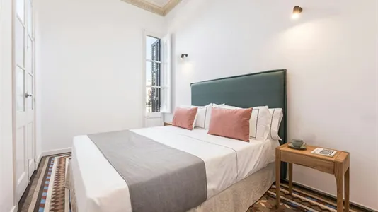 Apartments in Barcelona Ciutat Vella - photo 8