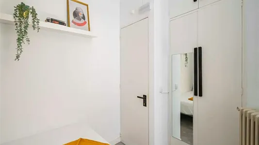 Rooms in Madrid Centro - photo 5