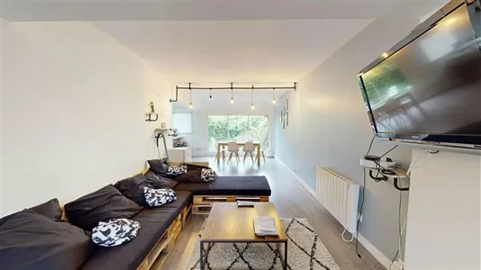 Rooms in Poitiers - photo 1