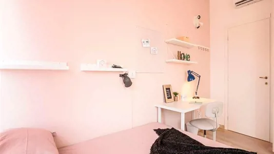 Rooms in Milano Zona 5 - Vigentino, Chiaravalle, Gratosoglio - photo 2