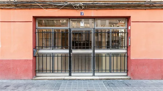 Rooms in Valencia Algirós - photo 9