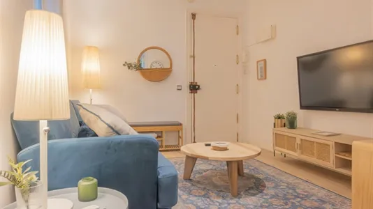 Apartments in Madrid Chamberí - photo 9