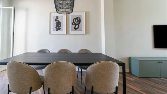 Apartments in Valencia Ciutat Vella - photo 4