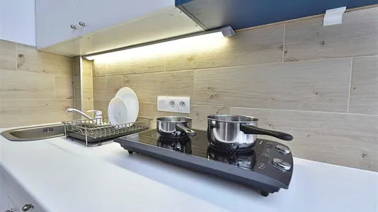 Apartments in Łódź - photo 10