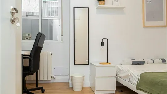 Rooms in Zaragoza - photo 5