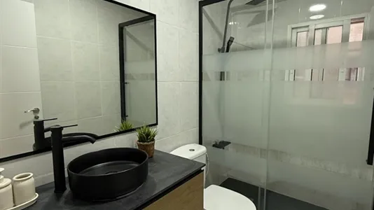 Rooms in Madrid Hortaleza - photo 7