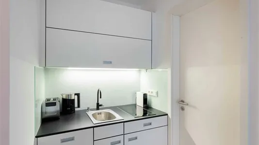 Apartments in Frankfurt Süd - photo 6