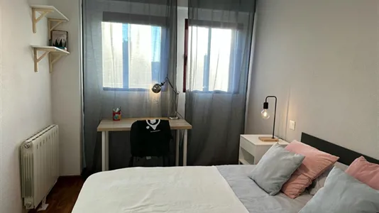 Rooms in Madrid Carabanchel - photo 3