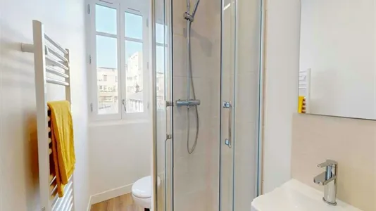 Rooms in Paris 10ème arrondissement - photo 10