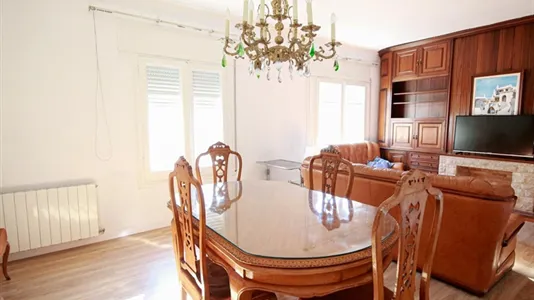 Rooms in Barcelona Eixample - photo 8