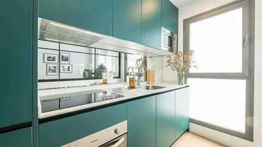 Apartments in El Encinar de los Reyes - photo 8