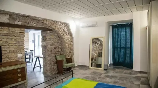 Apartments in Roma Municipio VII – Appio-Latino/Tuscolano/Cinecittà - photo 2