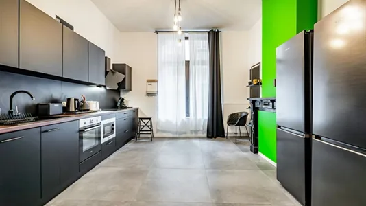 Rooms in Brussels Sint-Gillis - photo 5