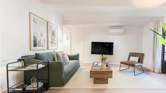 Apartments in Barcelona Ciutat Vella - photo 5
