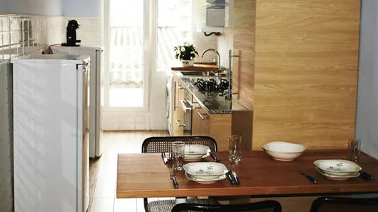 Rooms in Oviedo - photo 5