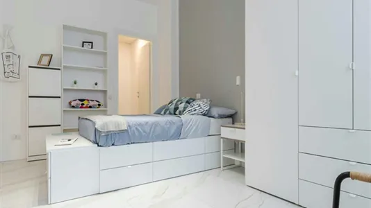 Rooms in Milano Zona 5 - Vigentino, Chiaravalle, Gratosoglio - photo 4