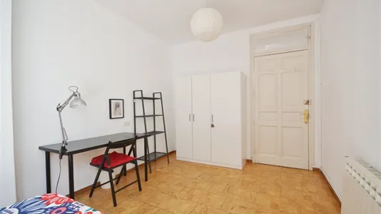 Rooms in Madrid Centro - photo 4