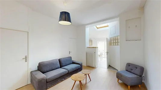 Houses in Lille - photo 2